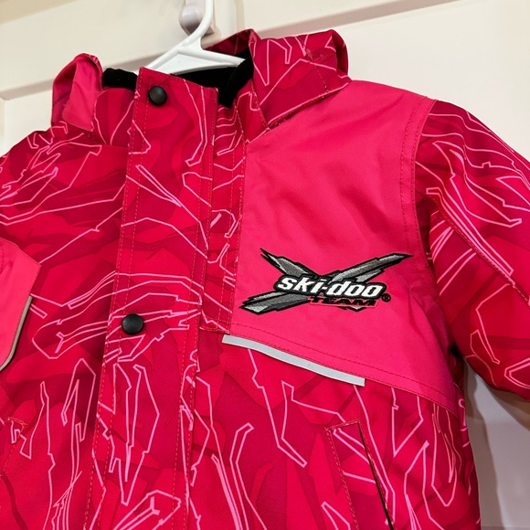 Ski-Doo Snow Jacket - Picture 4 of 6